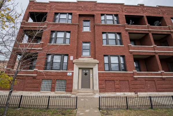 5901 S Michigan Ave property